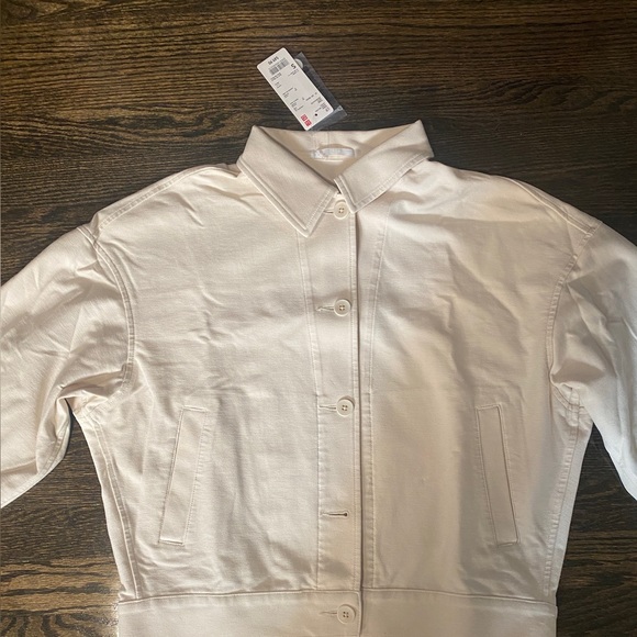 Uniqlo Cropped Utility Jacket - Picture 2 of 4